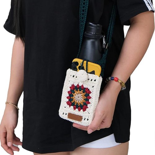 Macrame Water Bottle Holder – Adjustable Crossbody Carrier with Phone Pocket – Handmade Boho Water Bottle Bag for Walking, Hiking, Camping, Travel – Eco-Friendly Cotton with Long Strap