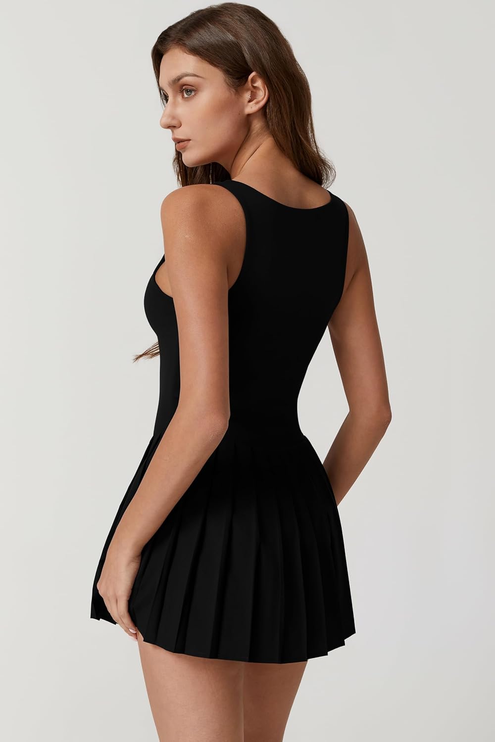 QINSEN Women's Tennis Dress - Square Neck, Pleated Design with Built-in Shorts & Pockets