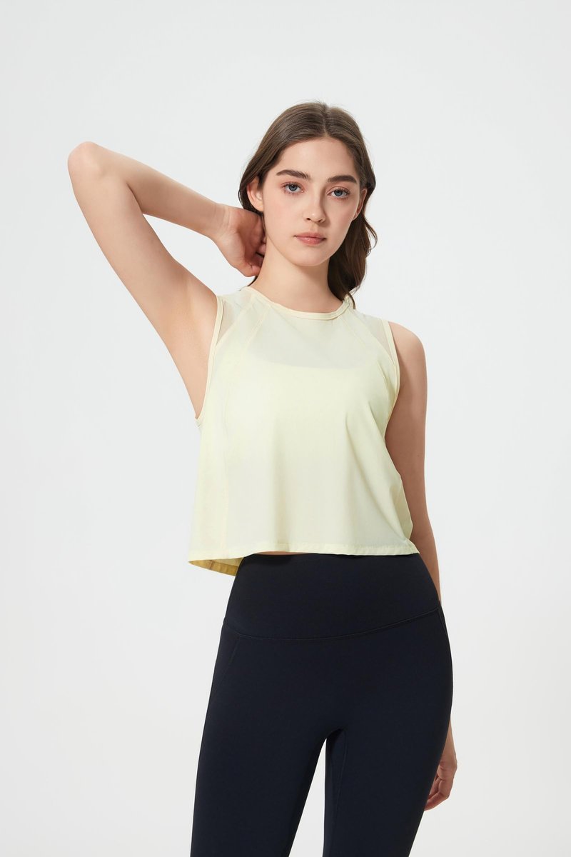 altiland High Neck Workout Crop Tops for Women, Open Back Athletic Gym Running Exercise Shirts (Soft Yellow,M)