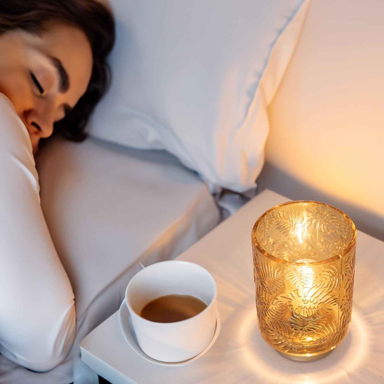 ULAROOM Small Battery Operated Lamp-Portable Cordless Table Lamp with LED Bulb for New Home Decor Gift,Wireless Battery Powered Desk Lamp for Bedroom Living Room Decor Aesthetic Golden Amber