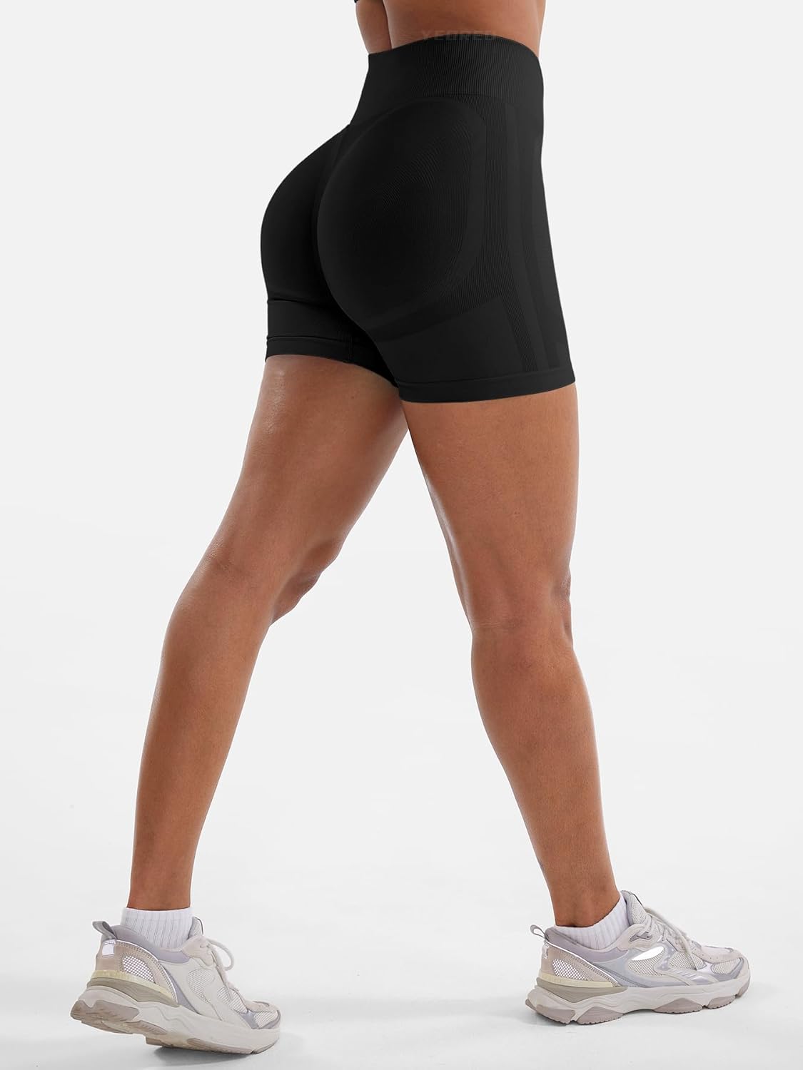 YEOREO Women's Biker Shorts - Seamless Yoga Gym Shorts with Hidden Scrunch | 4.5" No Front Seam