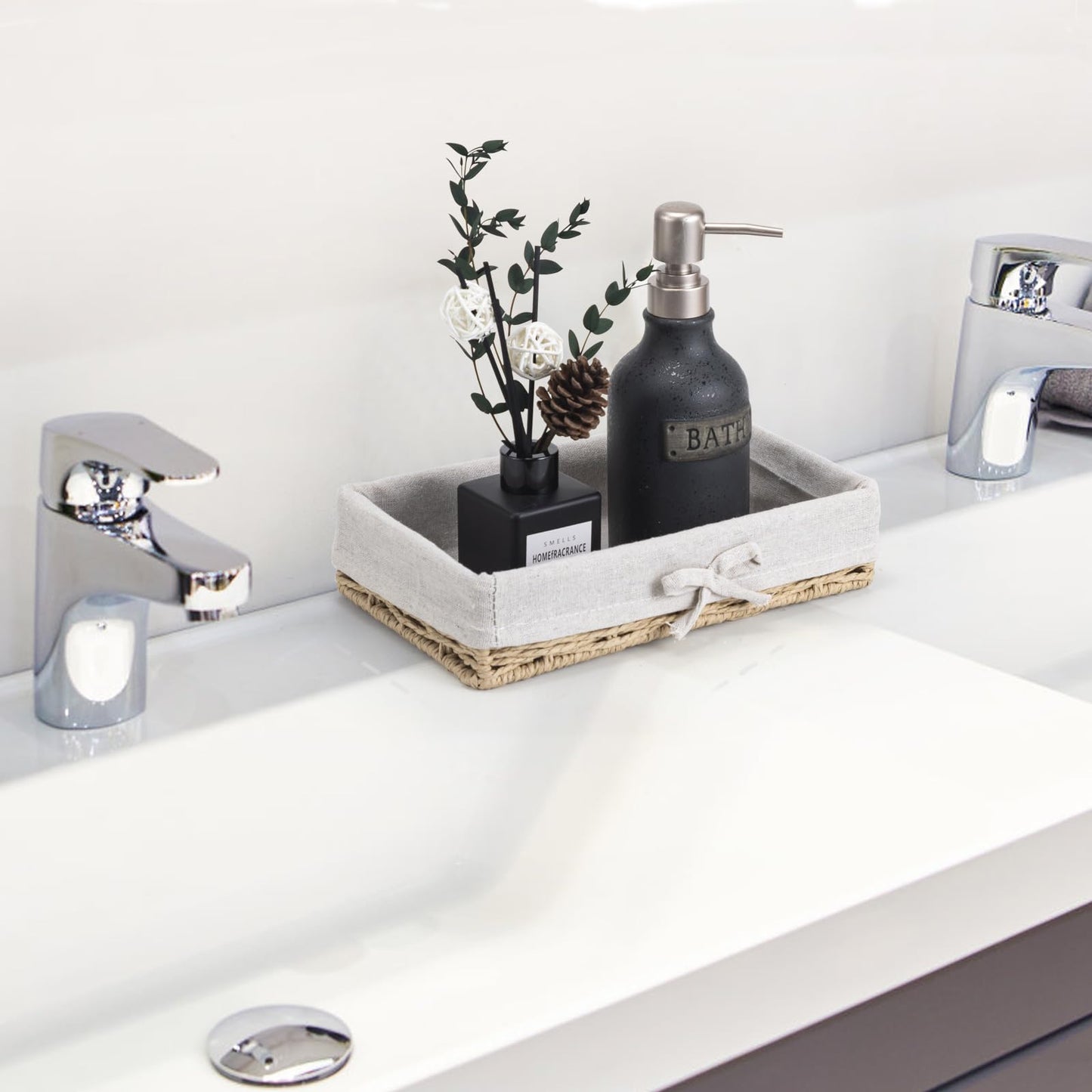 Bathroom Tray Wicker Toilet Paper Basket Toilet Tank Trays for Countertop Storage Behind Bathroom Tray Organizer Toilet Tank Top Basket Suitable for Any Home Décor Style (9.8x5.9x2.36 in, Beige)