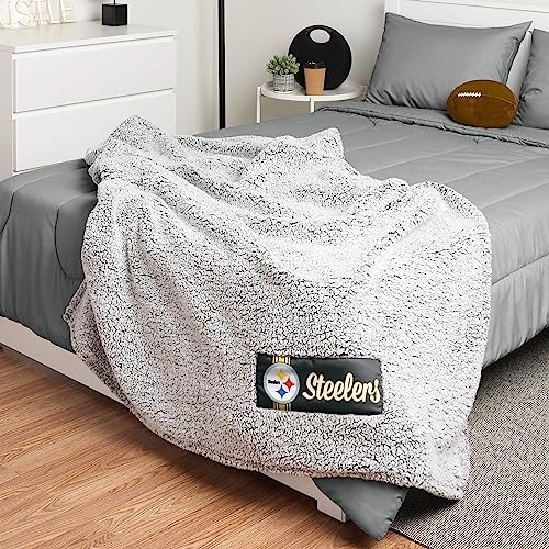 Pittsburgh Steelers Sherpa Blanket - Team Color 60" x 70"
