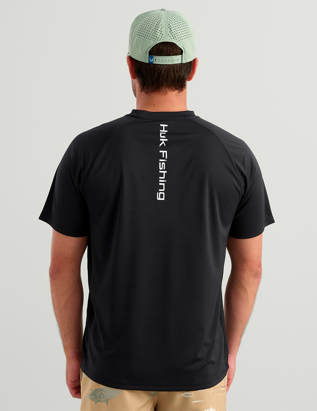 HUK Men's Pursuit Short Sleeve, Performance Shirt + Sun Protection, Scarlet Blaze, Large