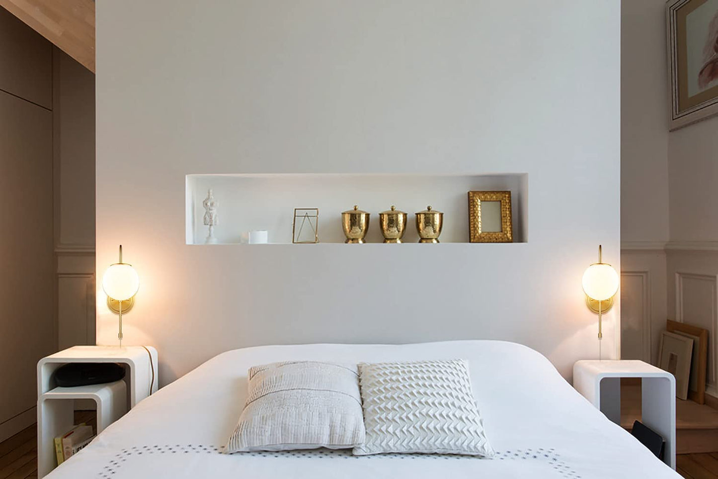 DEYNITE Modern Wall Light Fixtures Gold Wall Sconce with Pull Chain for Bedroom Bathroom