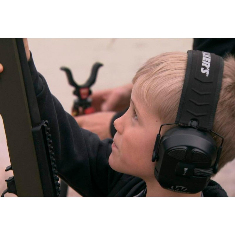 WALKER'S Ultimate Power Muff - Noise Reducing 26dB NRR Hunting Gun Range Shooting Ear Protection Black Electronic Earmuffs with AFT, 2 AAA Batteries Included