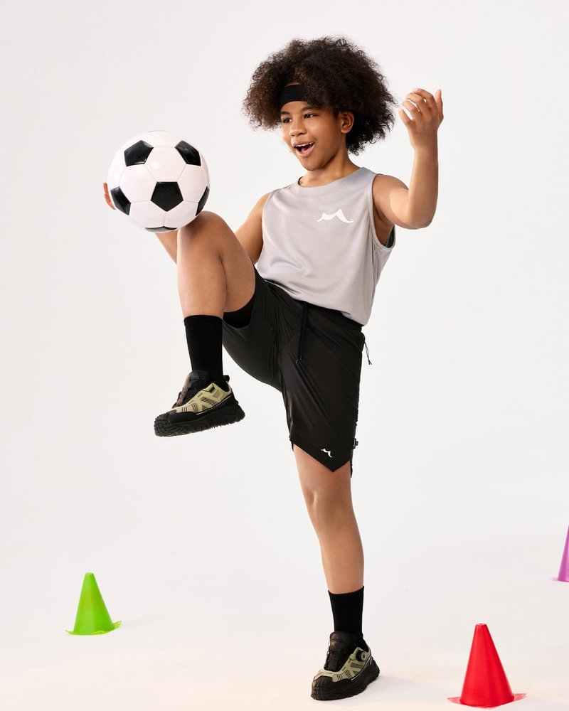 maamgic Boys Athletic Shorts with Liner Youth 2 in 1 Active Running Basketball Sports Soccer Shorts with Zipper Pockets Black 10/12