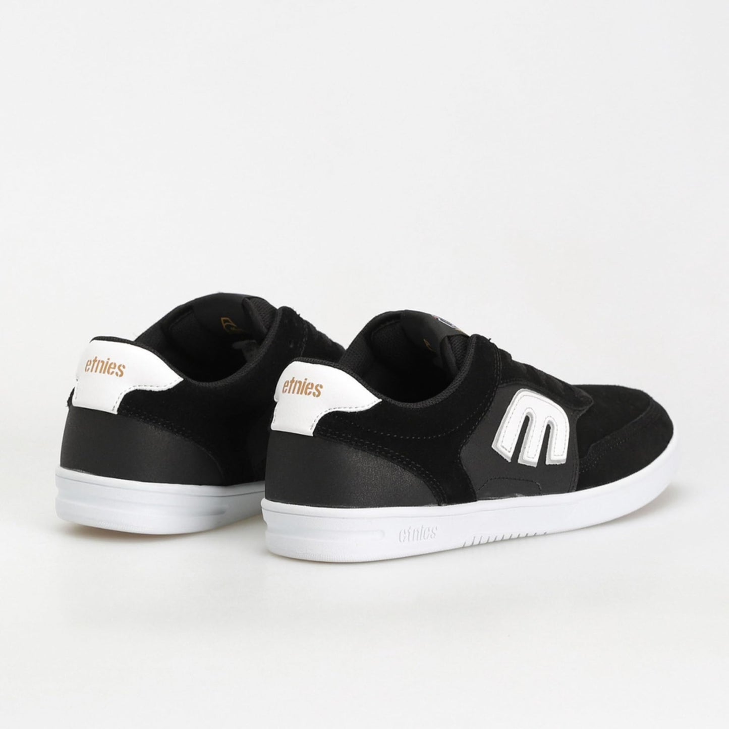 Etnies The Aurelien – Contemporary Athletic Skate Look, Reinforced Build, Michelin Outsole 3 x More Durable - Black/White - 11.5
