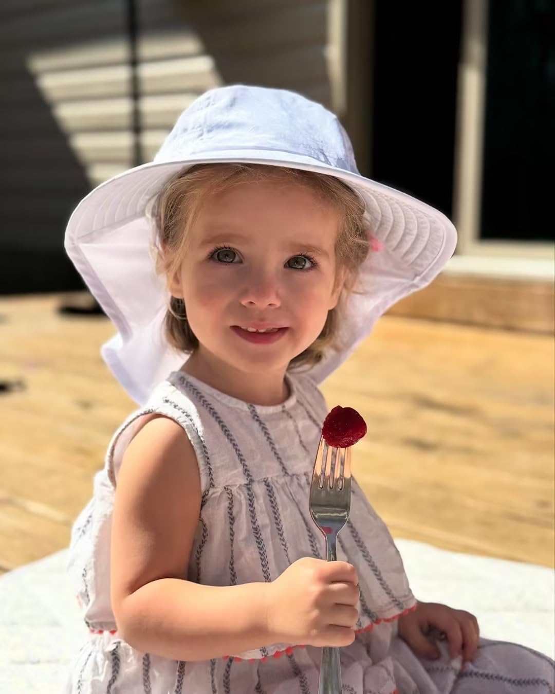 Skiennix Toddler Sun Hat - Adjustable Wide Brim Beach Hat for Boys & Girls | Ages 0-14 Years