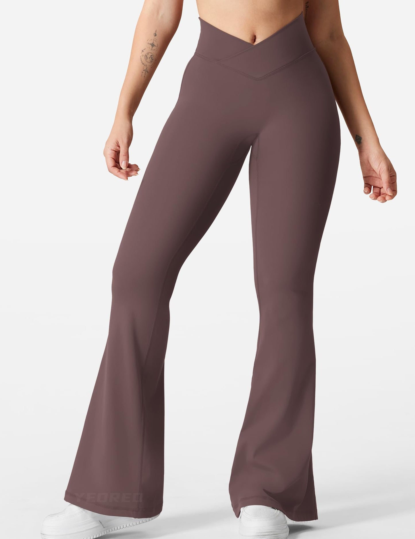 YEOREO Kalie Flare Scrunch Leggings for Women V Cross Waist Bell Bottom Yoga Pants Tummy Control Bootcut Workout Leggings Plum Brown M