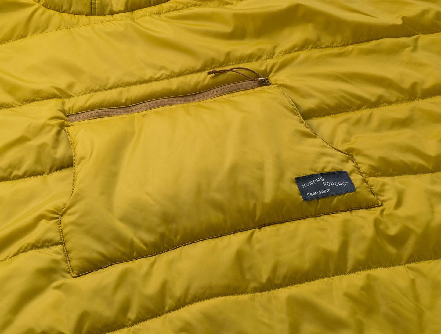 Therm-a-Rest Honcho Poncho Wearable Hoodie Blanket, Wheat One Size