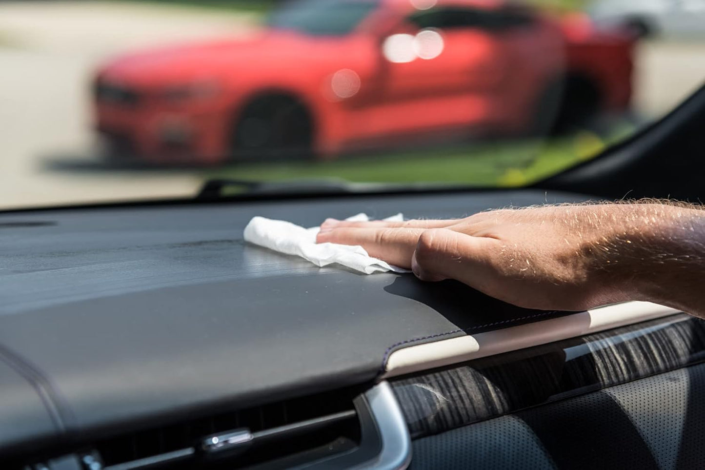 303 Products Automotive Protectant Wipes - Superior UV Protection & Color Restoration | Prevents Fading, Cracking & Stains
