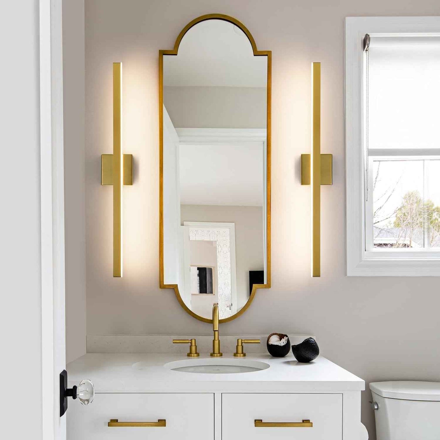 24-Inch Dimmable Gold Bathroom Vanity Light - Modern LED Bar Fixture for Over Mirror