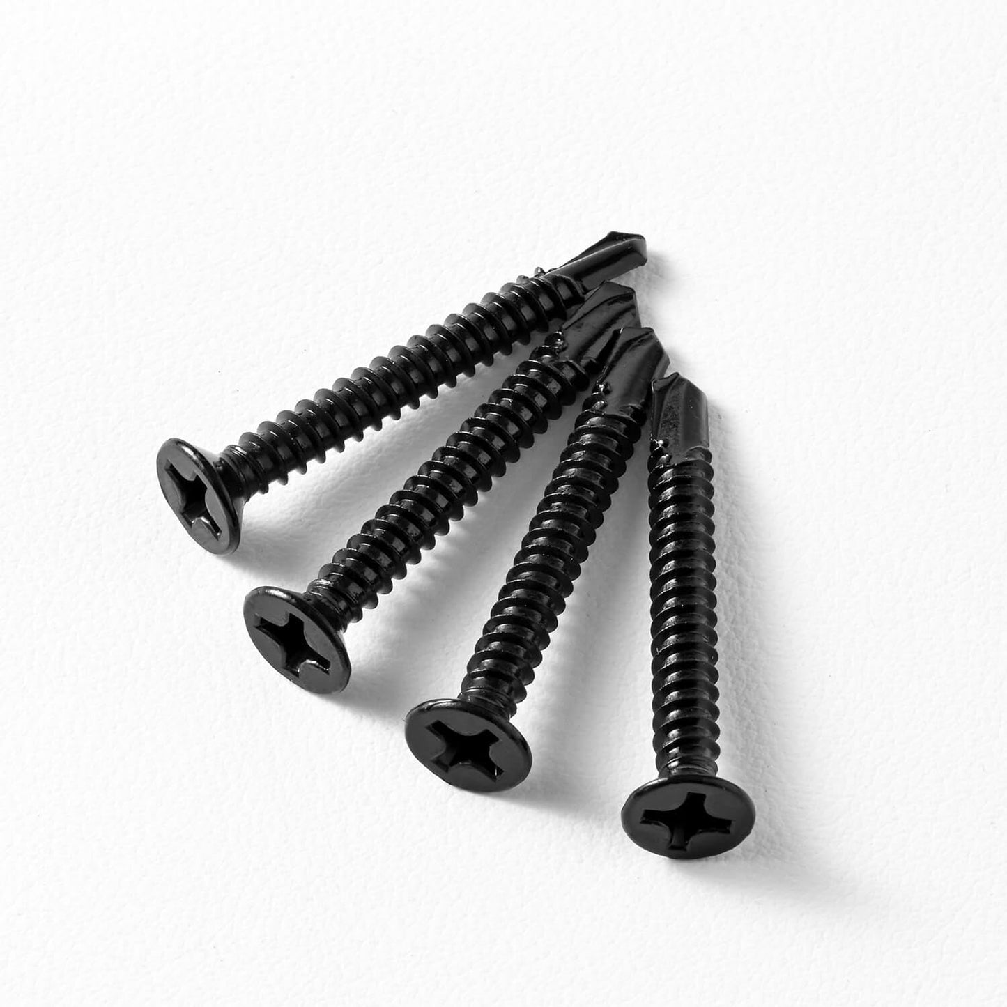 #6 x 1-1/4" (100 Pack) Flat Head Sheet Metal Screws Phillips Drive Fast Self-Tapping Screw Wood Screws, High-Strength 410 Stainless Steel, Black Oxide