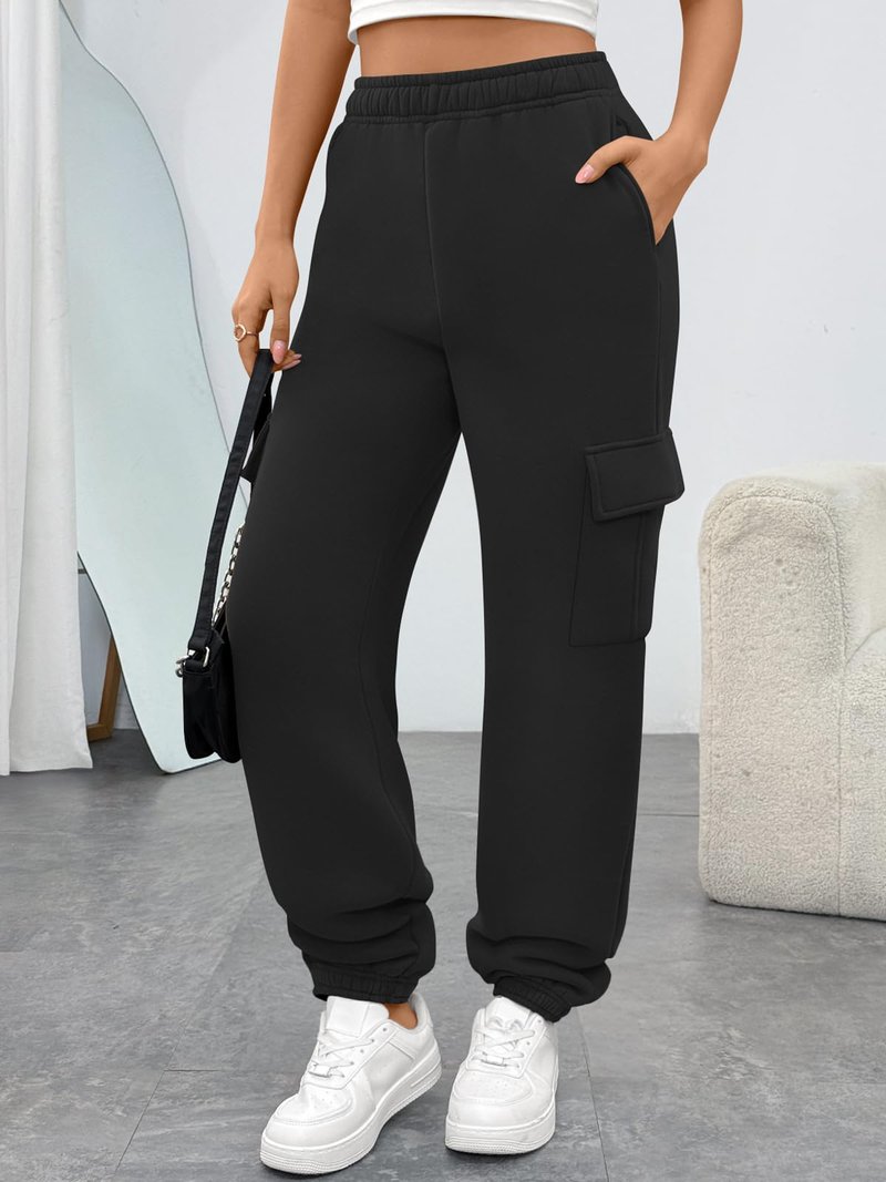 Trendy Queen Womens Cargo Sweatpants Oversized Fleece Joggers Baggy Athletic Pants with Pocket Black M
