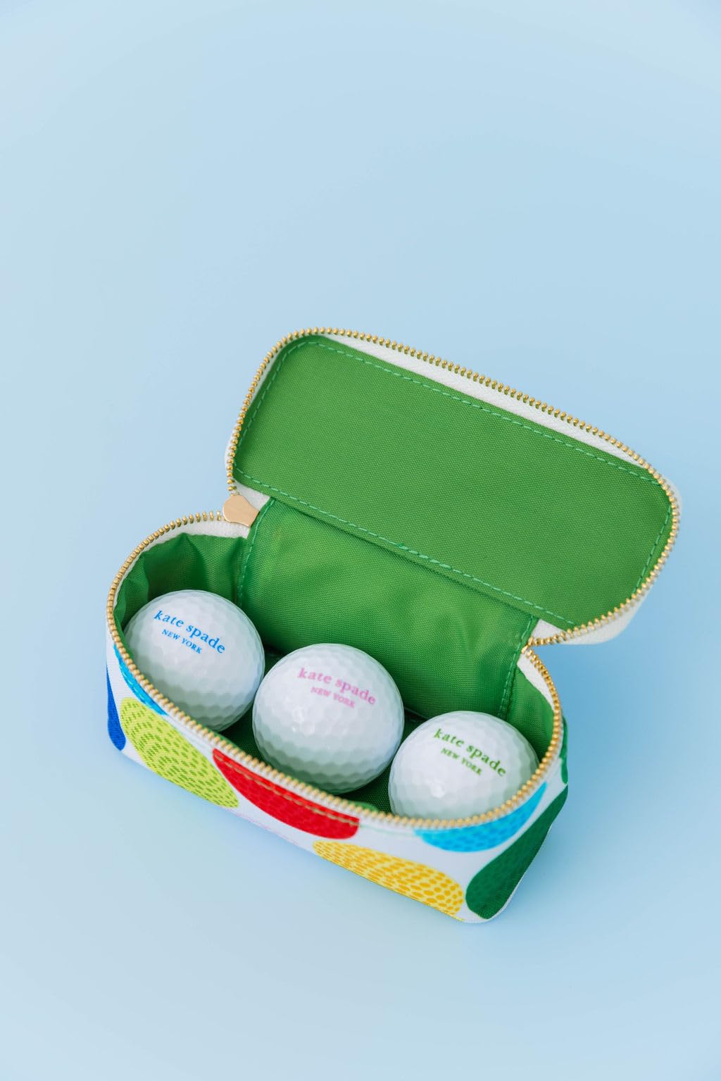 Kate Spade New York Women's Golf Set - 3 Wooden Tees & 3 Balls With Zipper Pouch, Gold Clasp Secures to Bag, Golfball Pattern Mini