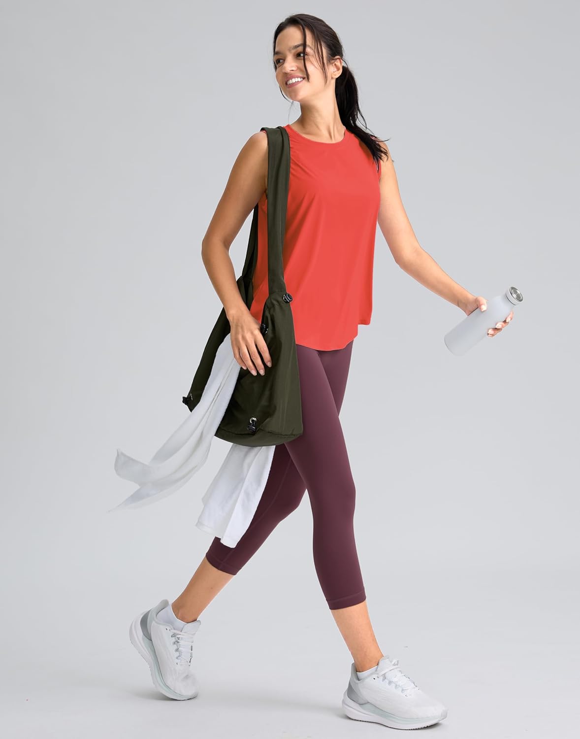 SANTINY Women's Sleeveless Workout Tops - Breathable Lightweight Yoga & Tennis Tank Shirts