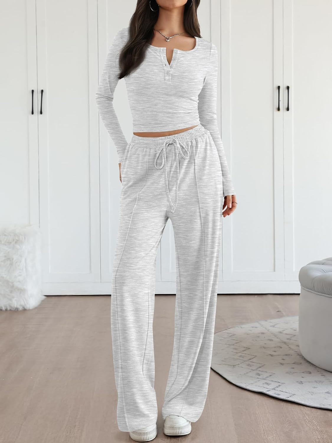 Trendy Queen 2 Piece Lounge Set for Women - Stylish Fall Fashion Travel Sweatsuit Outfit