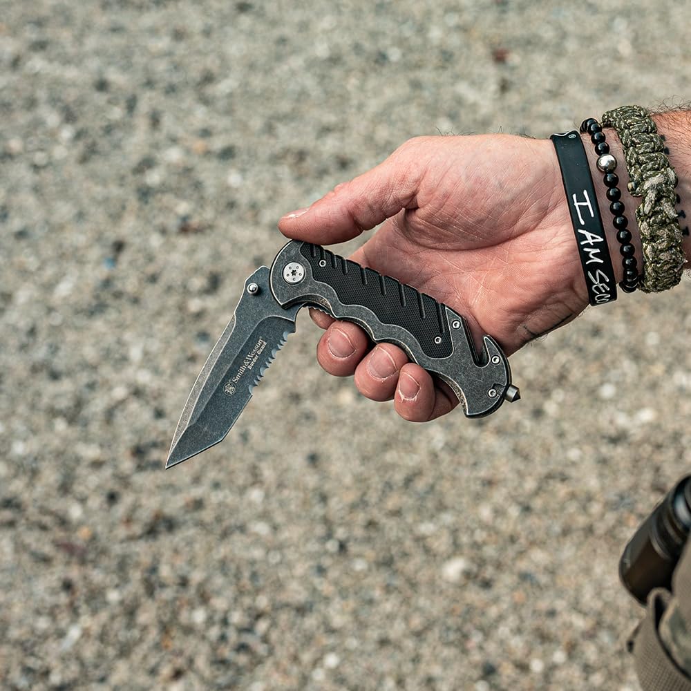 SMITH & WESSON Border Guard SWBG10S 8.3in High Carbon S.S. Folding Knife with 3.5in Serrated Tanto Blade and Aluminum Handle for Outdoor, Tactical, Survival and EDC, Black