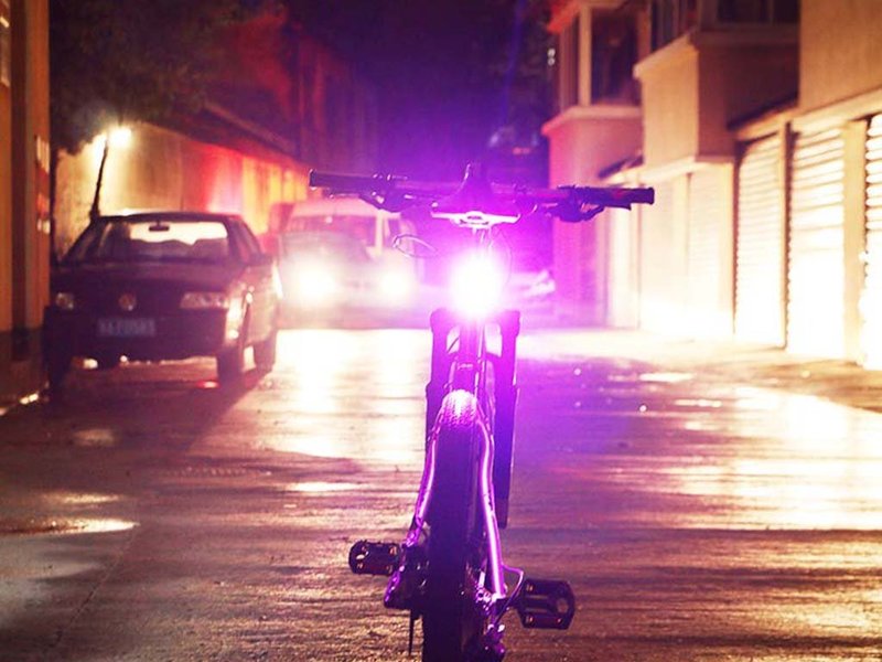USB Rechargeable Bicycle Led Light Rear,Safety Cycling 3colors Super Bright Taillights Lightweight,IPX6 Waterproof Long Run-time,Shock-Resistant 1-Pack