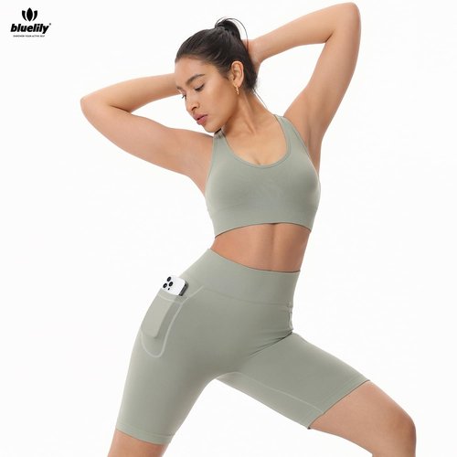 BLUELILY Sports Bras for Women High Impact Cross Back Strappy Bras Cropped Padded Seamless Workout Yoga Bras Set