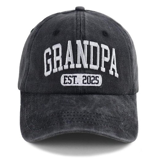 Grandpa and Grandma Est 2025 Hats for Dad Mom, New Grandparents Birthday Gifts for Baby Announcement, First Time Grandpa Grandma Baseball Cap Men Women