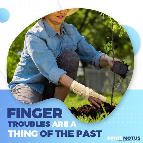 FORTEMOTUS Trigger Finger Splint, Adjustable One or Two Finger Splint Full Hand and Wrist Brace Support, Finger Immobilizer for Sprains, Discomfort Relief, Boxer Fracture Splint Black