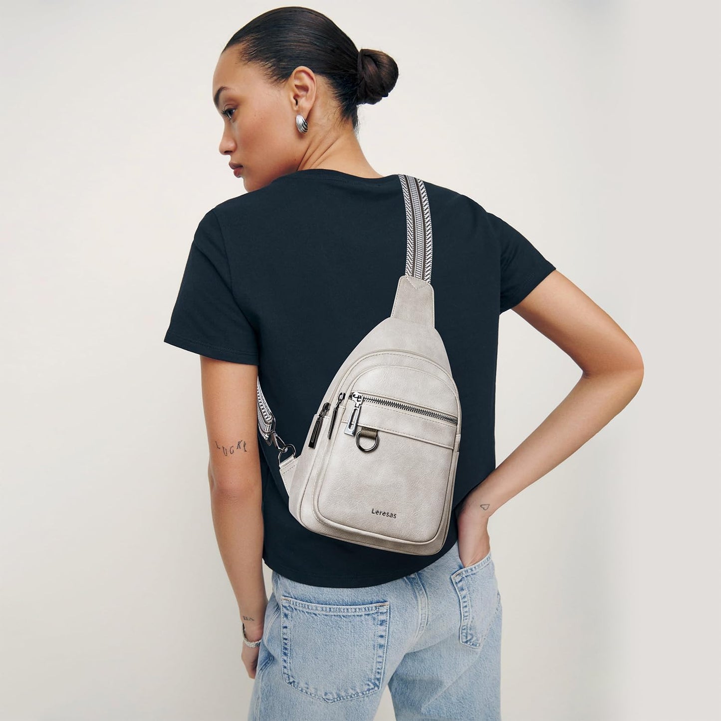 Skiennix 7L Sling Bag - Vegan Leather Crossbody Purse with Anti-Theft Design | Travel-Friendly Backpack