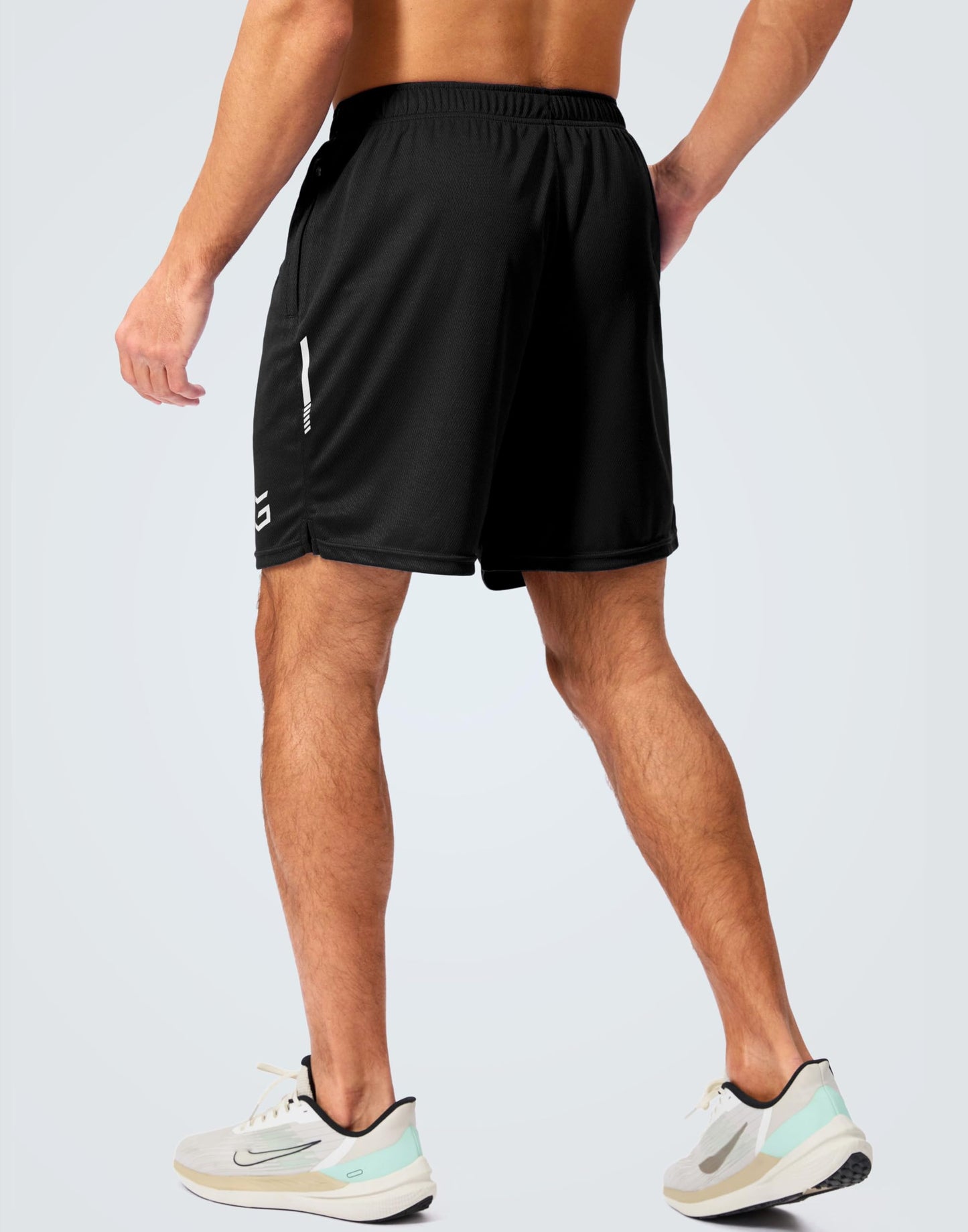 G Gradual Men's Gym Shorts 5"/7"/10" with Zipper Pockets Basketball Athletic Mesh Quick Dry Shorts for Workout Running Tennis (7 inch, Black, Large)