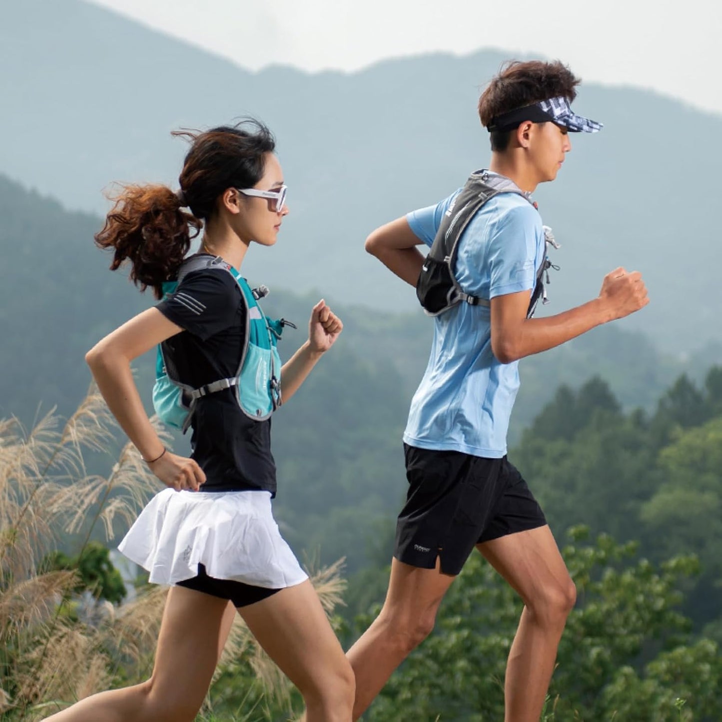 TRIWONDER Hydration Vest - Lightweight 5.5L Trail Bag for Marathon, Hiking, and Running - Unisex