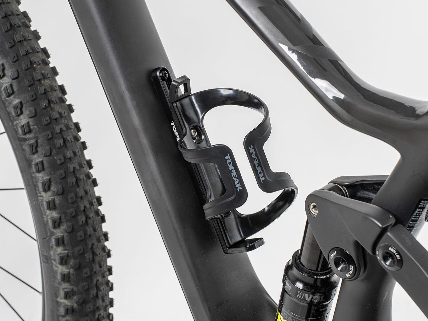 Topeak Cage Mount Extender (TAPM03) – CNC Aluminum Bottle Cage Adapter | 43mm Vertical Adjustment, 65mm Standard Mount, Ideal for Small Frames & Frame Bags, 17g