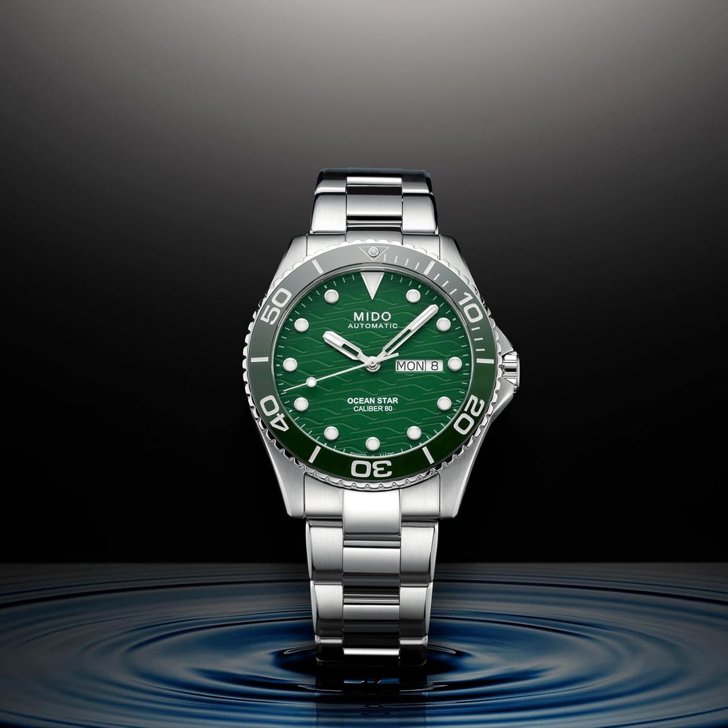 MIDO Ocean Star 200C - Swiss Automatic Diving Watch for Men - 42.5mm Stainless Steel Case | Rotating Ceramic Bezel
