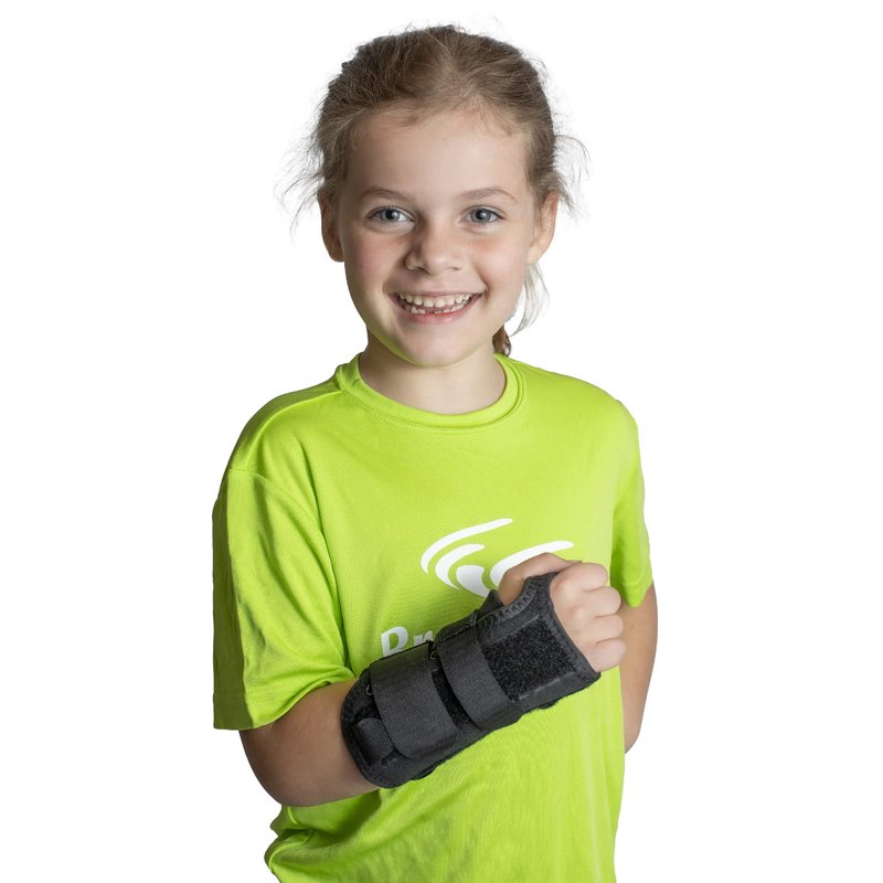 Brace Direct Kids Lace-Up Wrist Brace for Sprains Strains Carpal Tunnel De Quervain's - Pediatric Support Splint for Youth Injury Recovery - Ages 18M-7Y - RIGHT WRIST (Circumference 4-5.5")