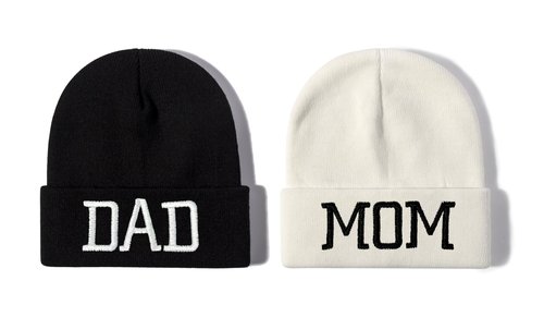 Enodtter Dad Mom Beanies for Couples, Black & White Matching Skullies Hats Set, Winter Warm Knit Knitted Hats, Gifts for Anniversary