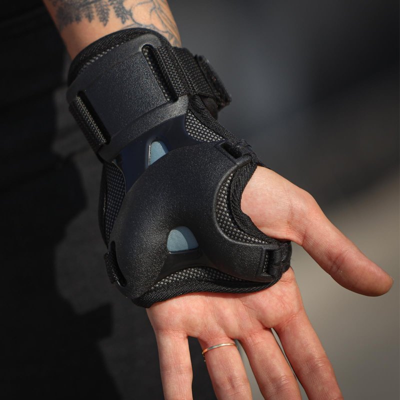 Rollerblade Unisex - Adult Skate Gear Wrist Guard, Black, M