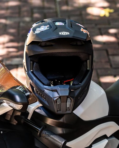 ILM Youth Dirt Bike Helmet - Stylish Stickers & Goggles Included | DOT Certified MT601Y