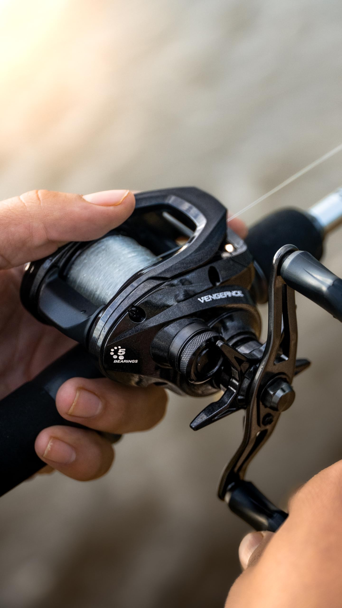 Abu Garcia Vengeance Low Profile Baitcast Reel, Reliable Freshwater Fishing Reel, Lightweight Graphite Frame and Sideplates, MagTrax Braking System, Power Disk Drag System, Max Drag of 20lb | 9.1kg