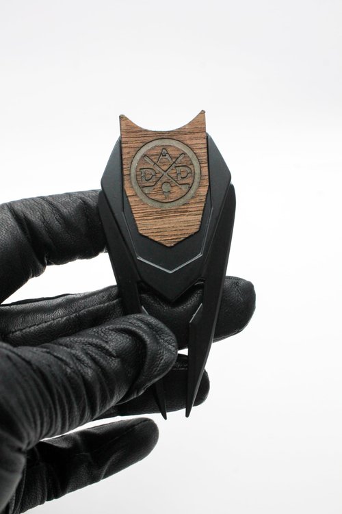 MULLIGAN HOOLIGAN DAD Engraved 4 in 1 Golf Gift Divot Tool | Grove Cleaner | Golf Club Holder |+ Ball Marker in Teak Wood - Dad Birthday Gift in a Box (Dad's Divot Tool)