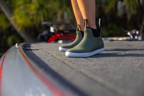 KC Print Women's Rogue Wave Boots - Stylish Waterproof Footwear for All Seasons