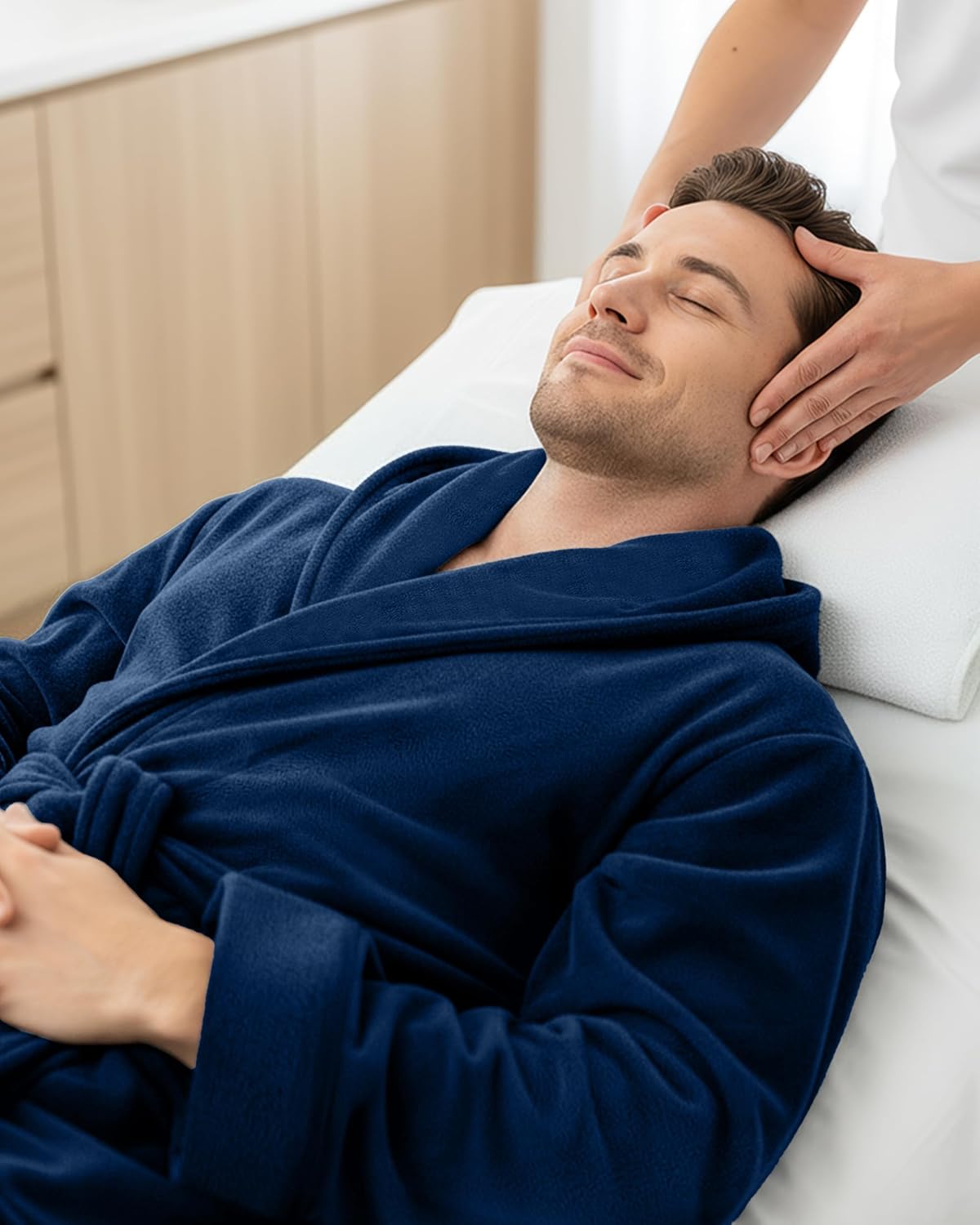 NY Threads Men's Hooded Robe - Luxury Plush Fleece Bathrobe for Spa & Relaxation