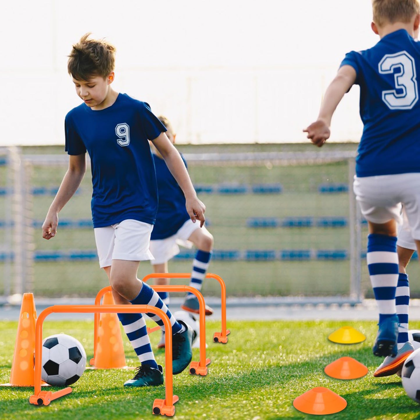 Hikeen Agility Speed Training Hurdles, Adjustable Agility Training Hurdles for Football, Basketball, Soccer Hurdles Training Equipment Set of 12, with 12 Marker Cones