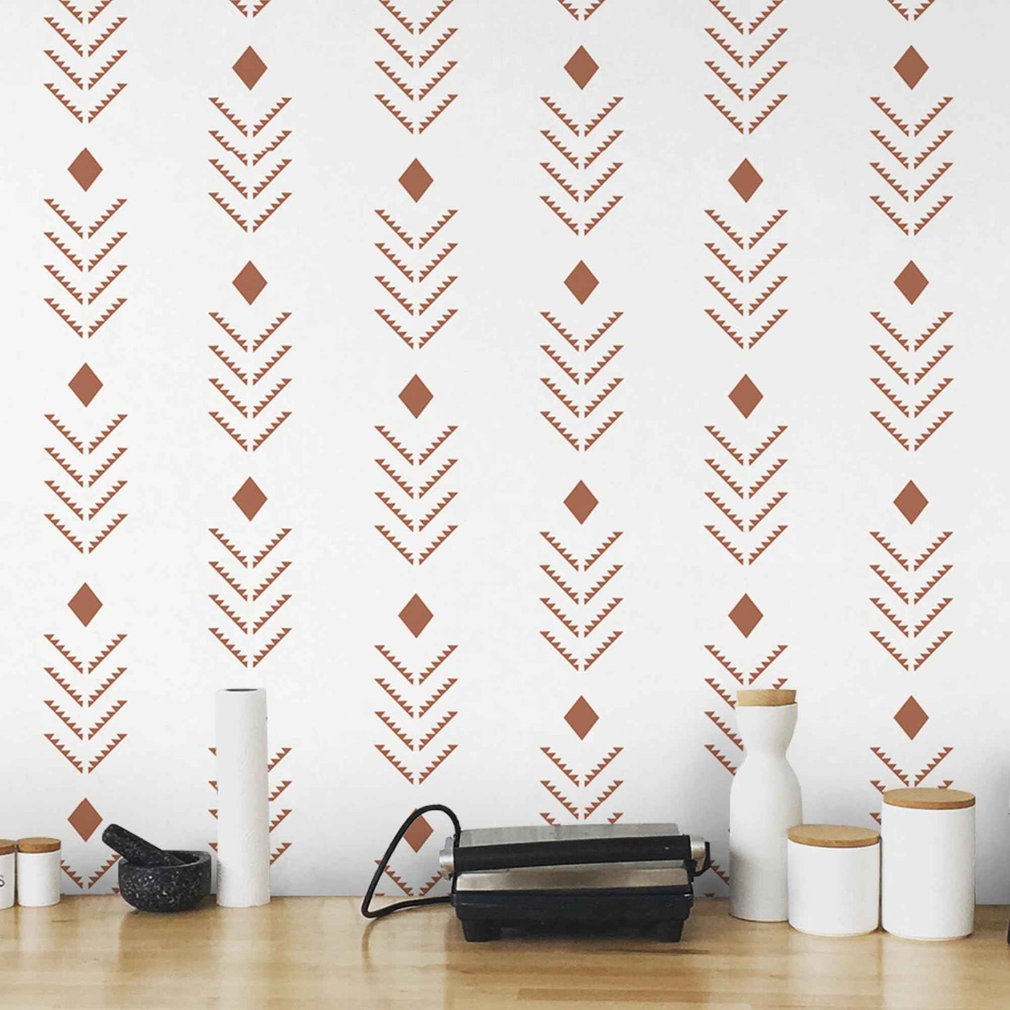 Ismoon Geometric Peel and Stick Wallpaper, Beige Geometric Contact Paper Modern Red Arrowhead Wall Paper Removable Self Adhesive for Shelves Pre-Pasted Roll 16.1x196in