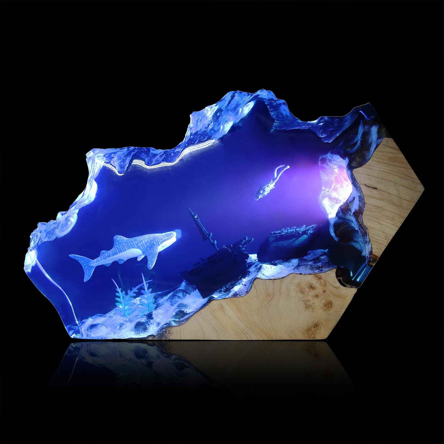 eletriace Epoxy Resin Lamp, Ocean Night Light,Artistry Home Decor Bedside Nightlight, Unique Resin Lighting, Nightstand Decorations for Bedroom, Suitable for Holidays(Sunken Boat)