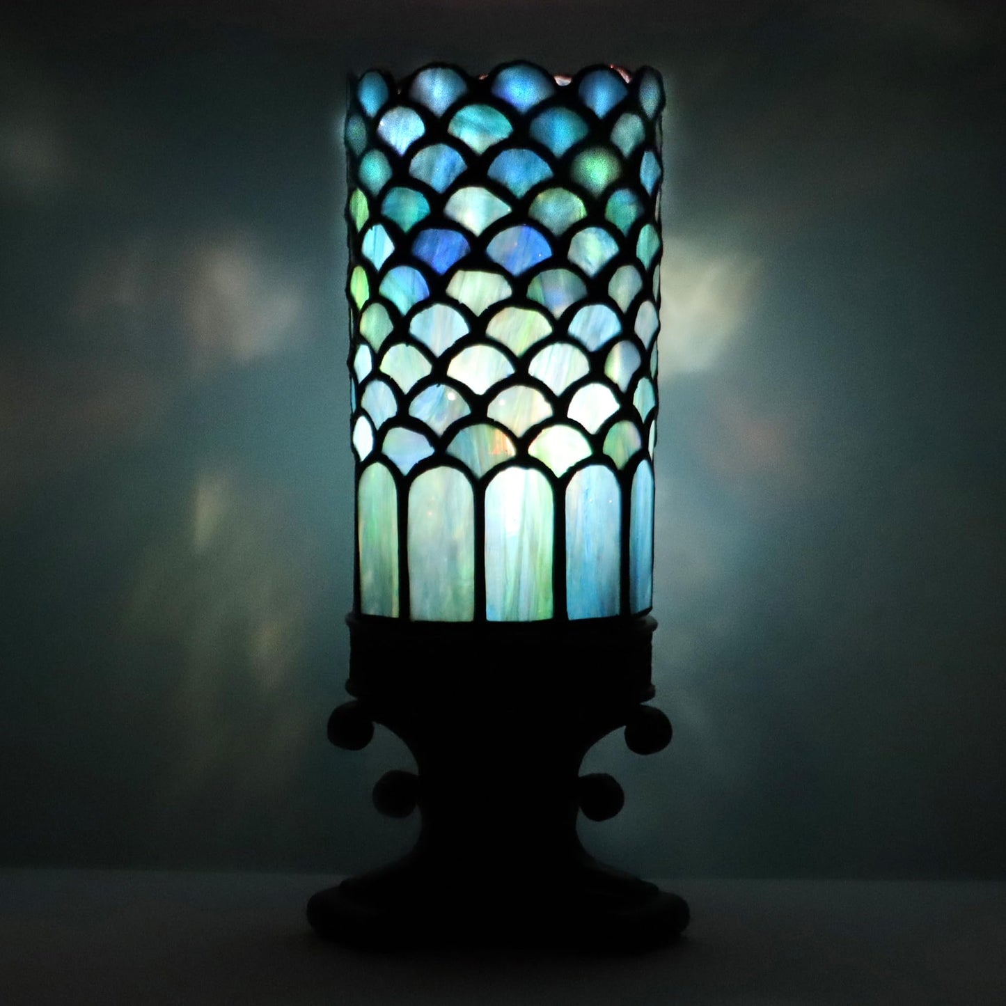LXHCYOU Small Tiffany Lamp Mini Stained Glass Table Lamp Candle Desk Night Light Bronze Resin Base 4" D x 4" W x 10.5" H (Fishscale Style)