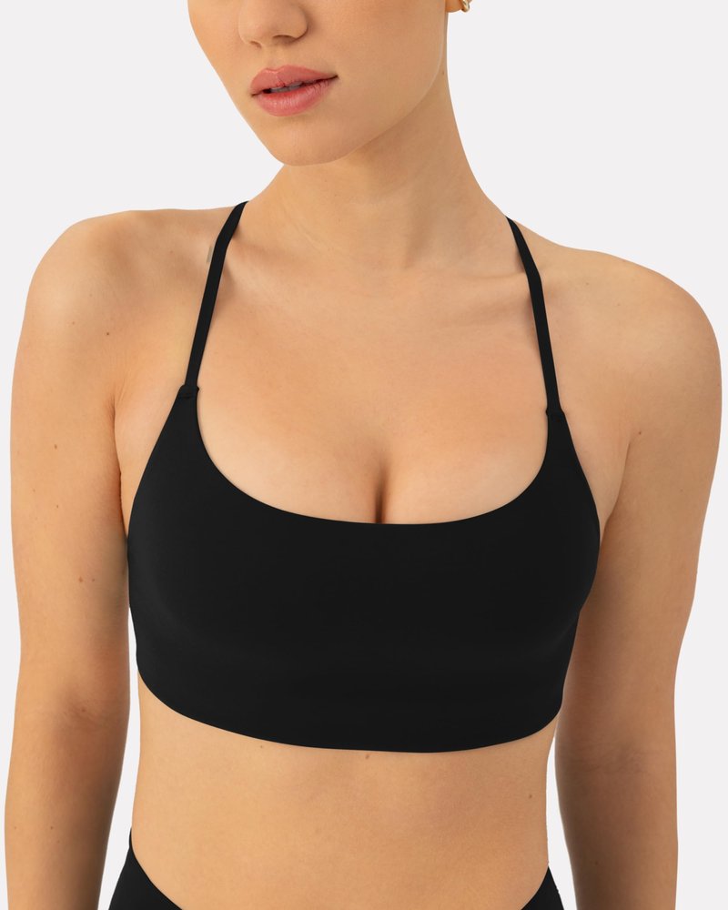 PAVOI ACTIVE Open Back Strappy Yoga Workout Bras for Women - Low Support Criss-Cross Sports Gym Bra Removable Pads - FlexFlow, Medium, Black
