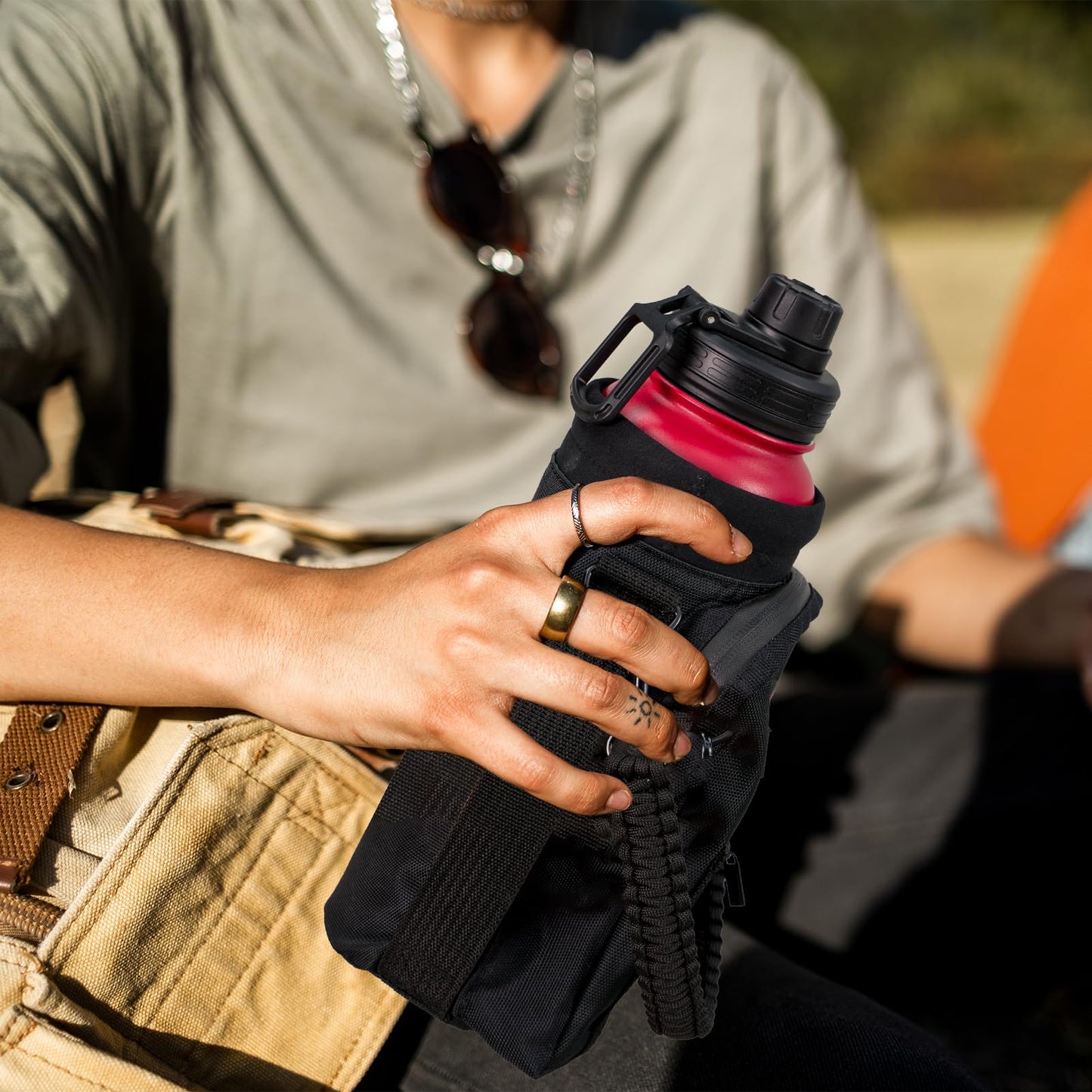 NATURE PIONEOR Water Bottle Holder with Adjustable Strap - 25/32/40oz Insulated Water Bottle Carrier Sling Sleeve with Paracord Handle & 2 Storage Pockets, Hiking, Camping, Gym