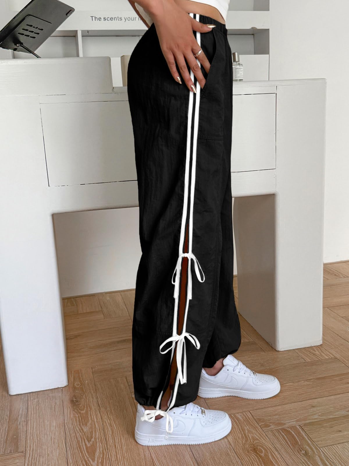 Fisoew Womens Wide Leg Track Pants Casual Elastic Waist Bow Tie Y2K Baggy Sweatpants with Pockets Black