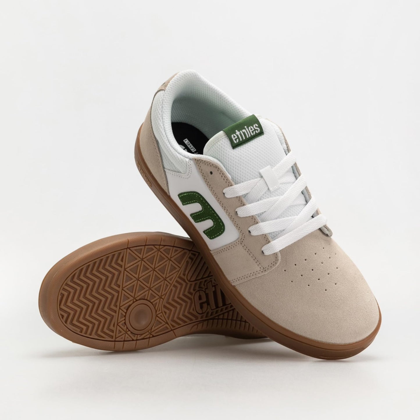 Etnies Cresta – Classic Silhoutte and Force Shield Reinforced Upper for a Durable, Stylish Shoe - White/Green/Gum - 7