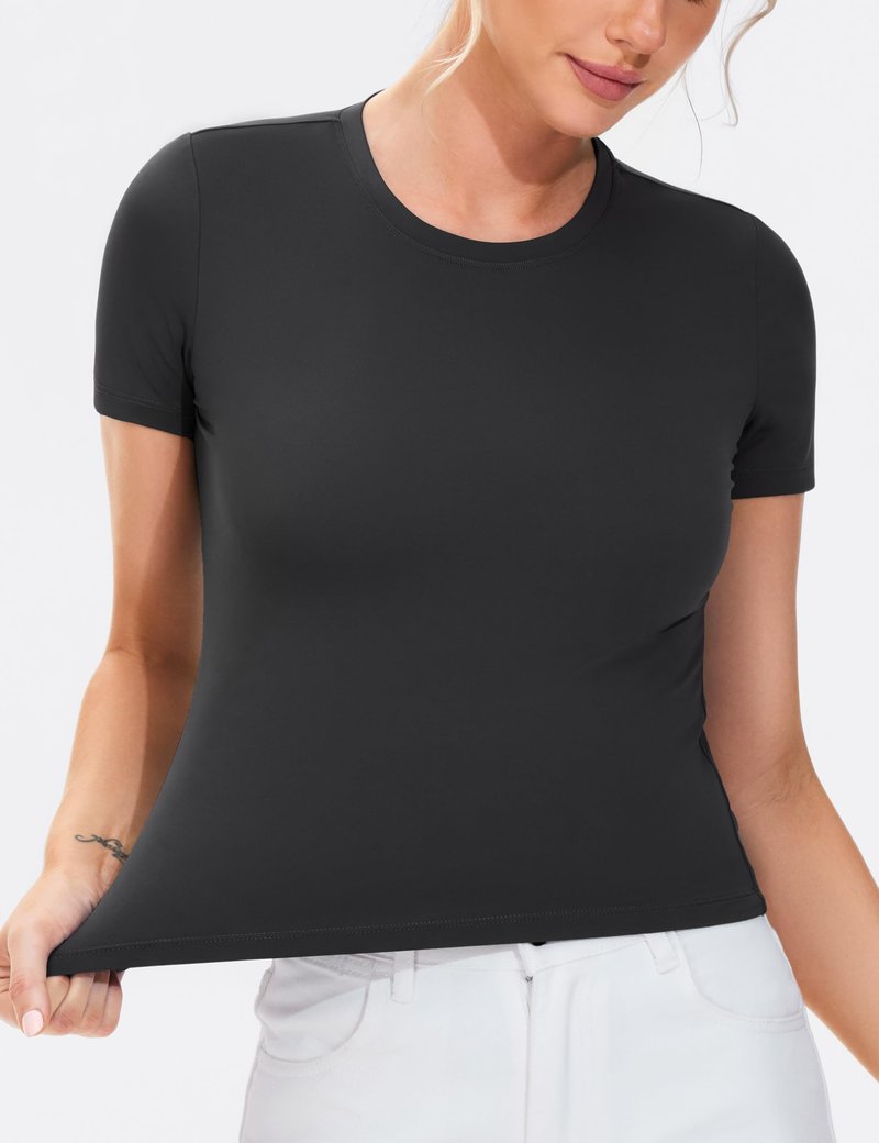 THE GYM PEOPLE Women's Workout Tops Short Sleeve Slim Fit Breathable Athletic Yoga Running Casual Basic Tee Shirts Black