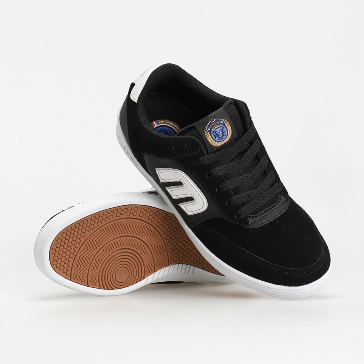 Etnies The Aurelien – Contemporary Athletic Skate Look, Reinforced Build, Michelin Outsole 3 x More Durable - Black/White - 11.5